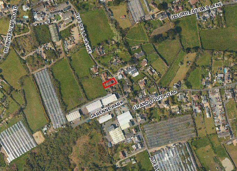 Entre Nous, Rue De La Cache, St Sampson