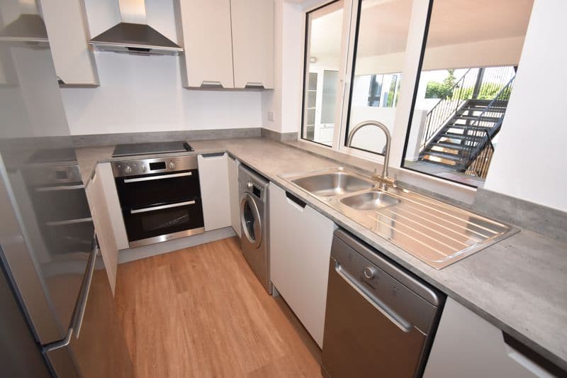 Flat 4, Mont Clare, Sohier Road, Vale