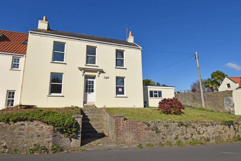 Seefeld, Ruettes Brayes, St Peter Port