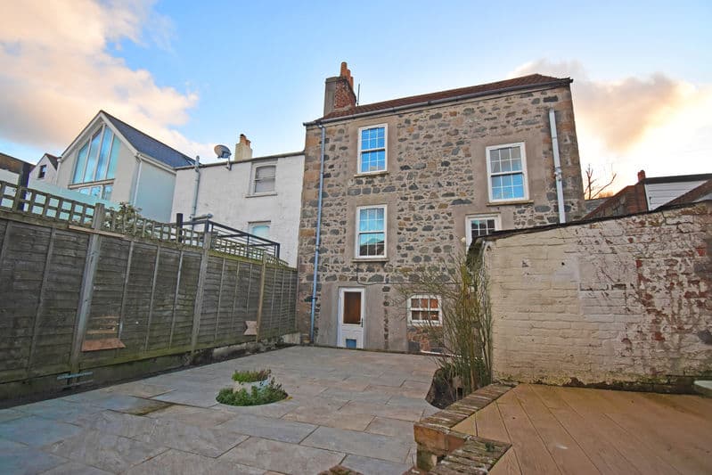 Esperance, 16 Les Amballes, St Peter Port