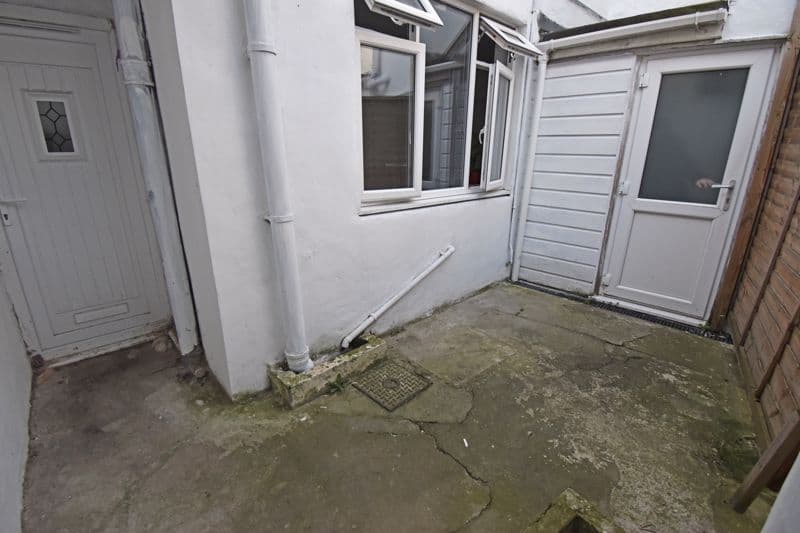 2 Waters Edge, Southside, St Sampson