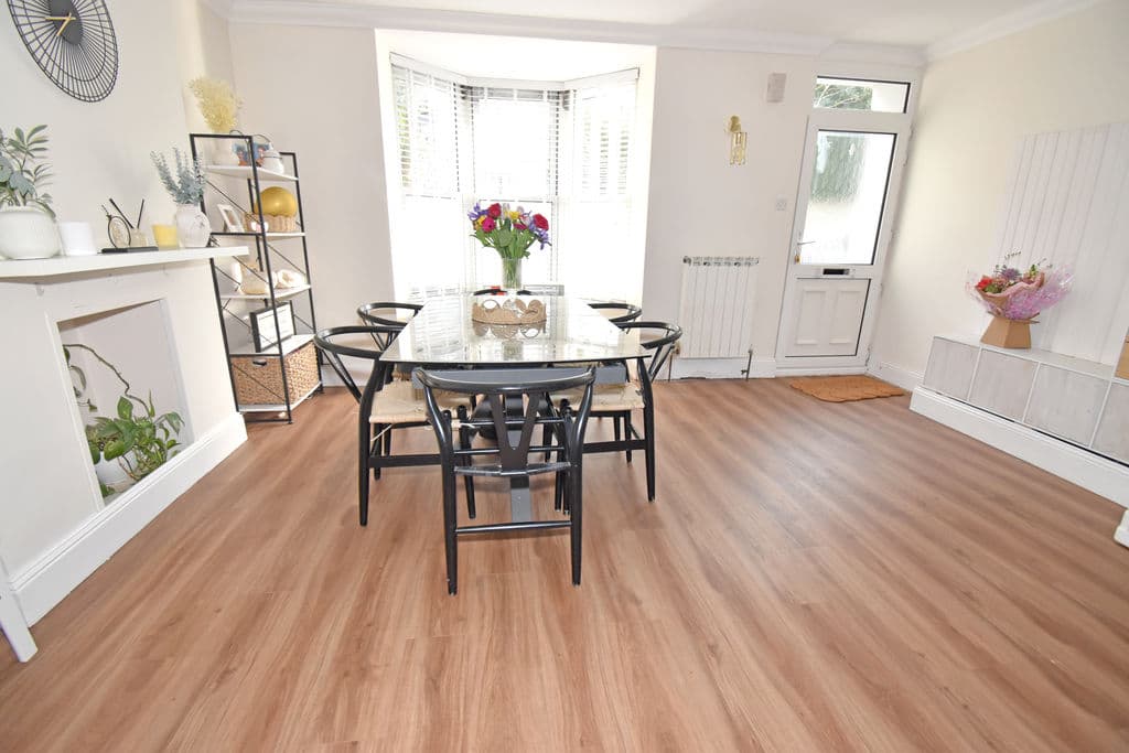 Llama, Belmont Road, St Peter Port