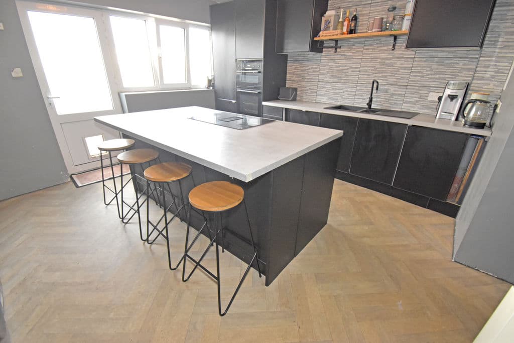 Llama, Belmont Road, St Peter Port